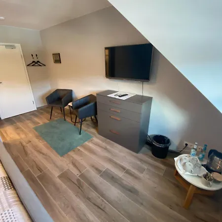 Waldhotel Am Jaeger * ヴェーゼル